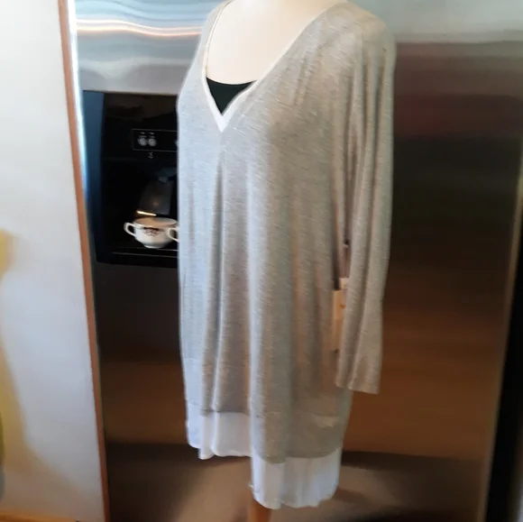 Two by Vince Camuto  A111 - Picture 3 of 5